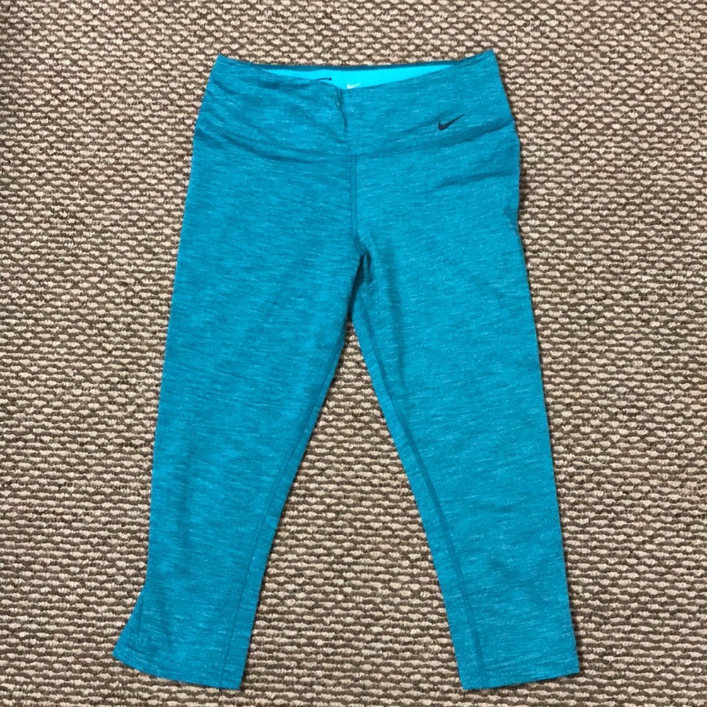 Nike Capri Tight
